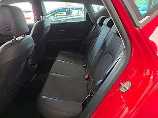 Used 2015 SEAT Leon Fr Red - Interior and Exterior details 6