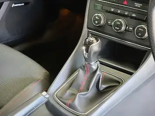Used 2015 SEAT Leon Fr Red - Interior and Exterior details 7