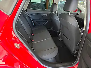 Used 2015 SEAT Leon Fr Red - Interior and Exterior details 8