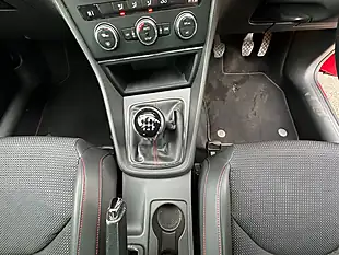 Used 2015 SEAT Leon Fr Red - Interior and Exterior details 12