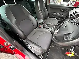 Used 2015 SEAT Leon Fr Red - Interior and Exterior details 17