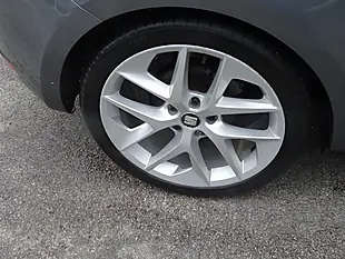 Used 2015 SEAT Leon Fr Sport Grey - Interior and Exterior details 18