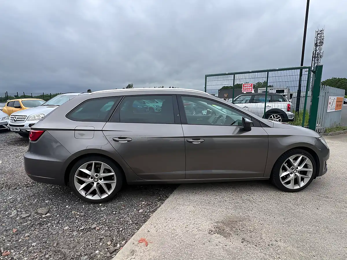 Used 2015 SEAT Leon Fr Technology Grey - Interior and Exterior details 9