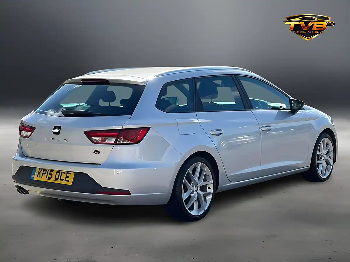 Used 2015 SEAT Leon Fr Technology Ice Silver - Interior and Exterior details 4