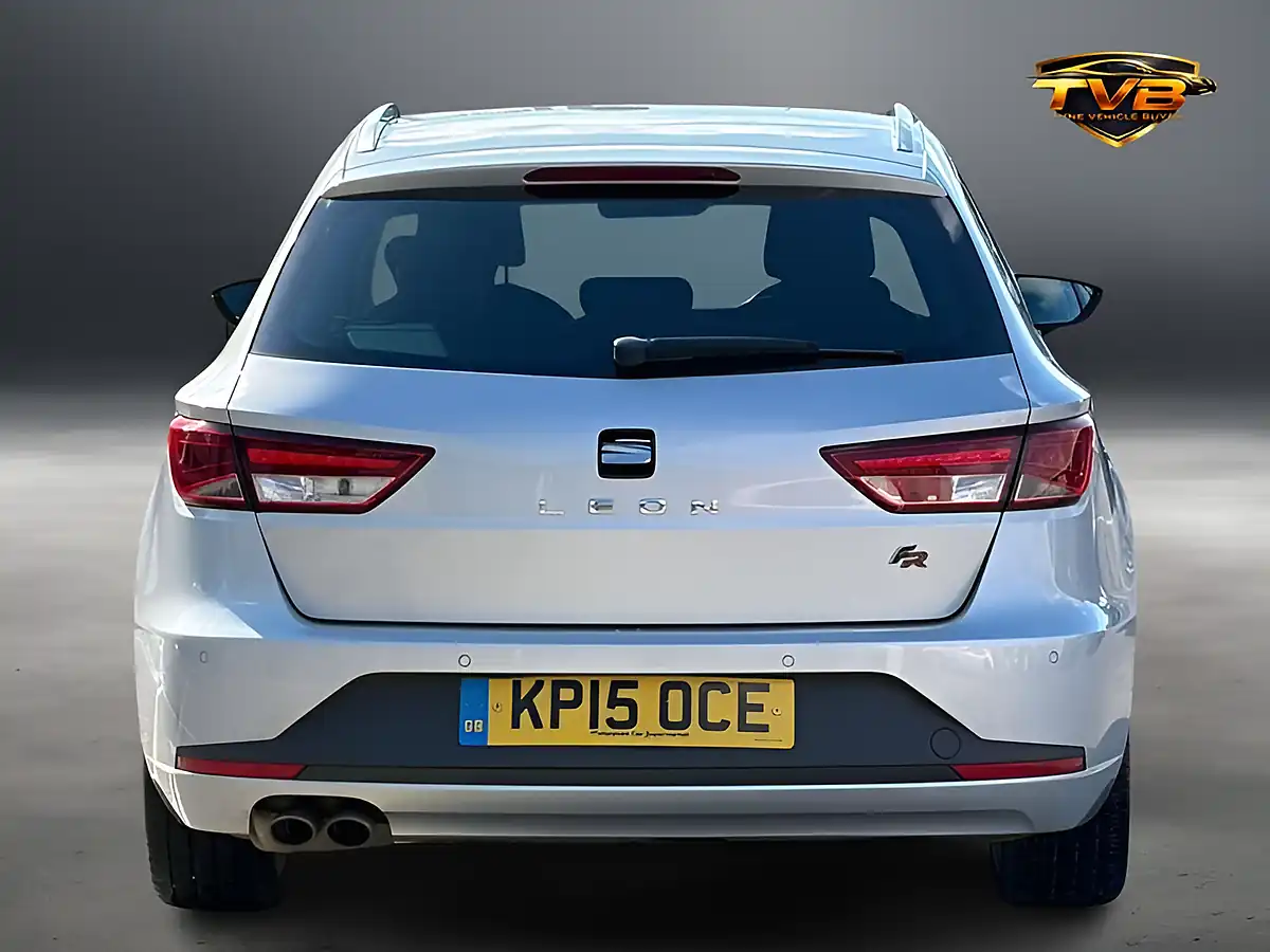 Used 2015 SEAT Leon Fr Technology Ice Silver - Interior and Exterior details 5