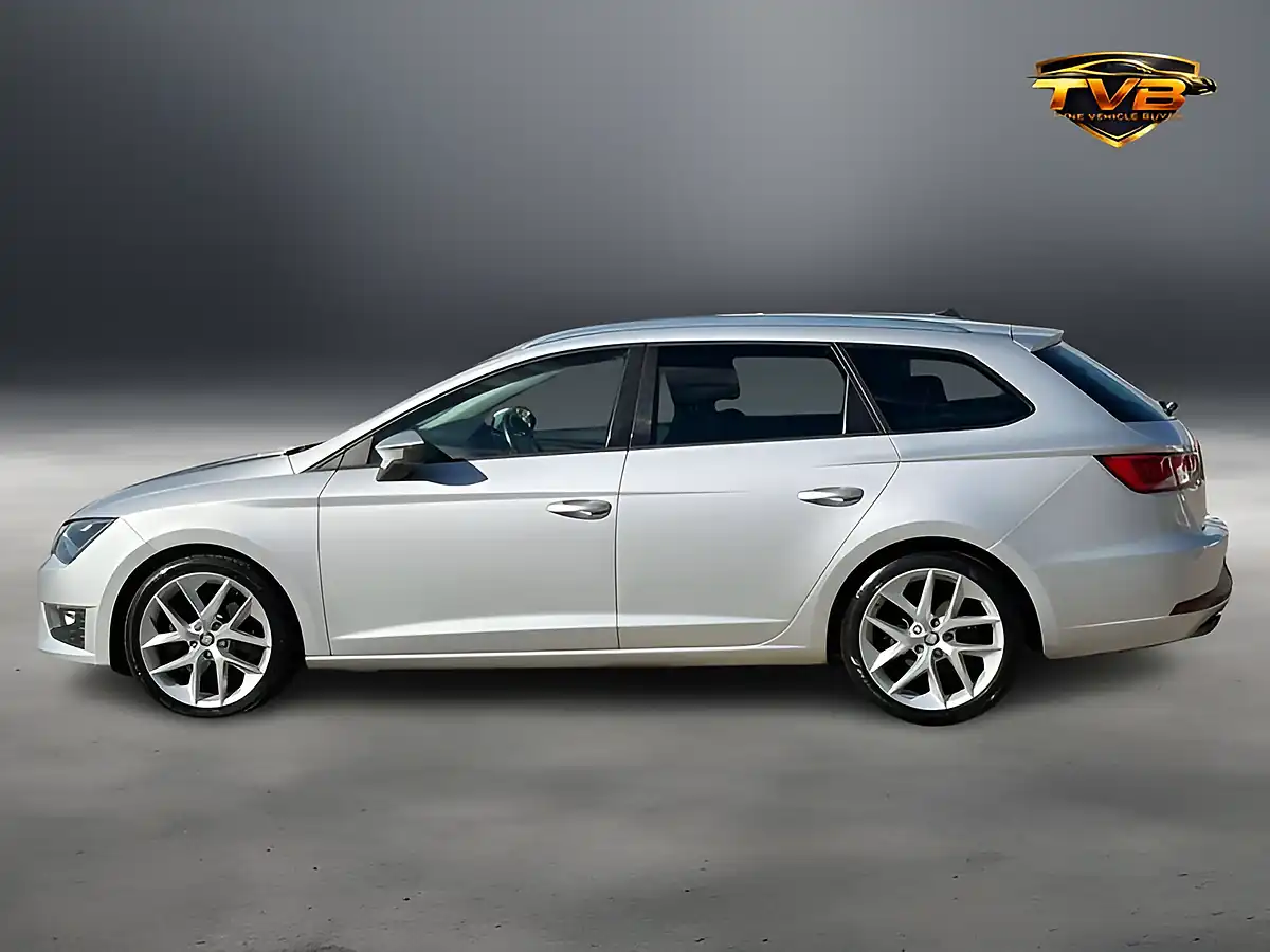 Used 2015 SEAT Leon Fr Technology Ice Silver - Interior and Exterior details 8