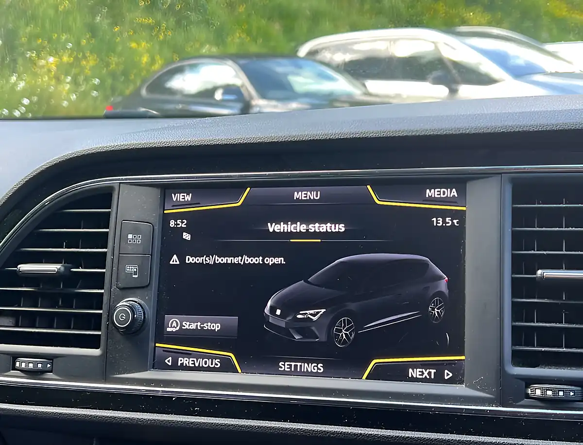 Used 2015 SEAT Leon Fr Technology White - Interior and Exterior details 14