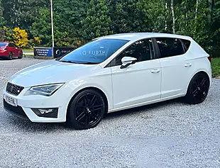 Used 2015 SEAT Leon Fr Technology White - Interior and Exterior details 8