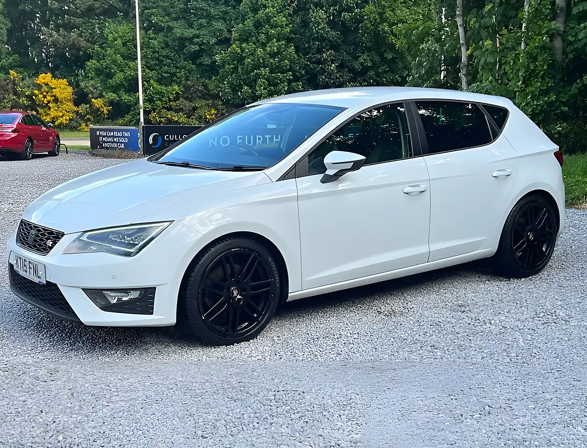 Used 2015 SEAT Leon Fr Technology White - Interior and Exterior details 8