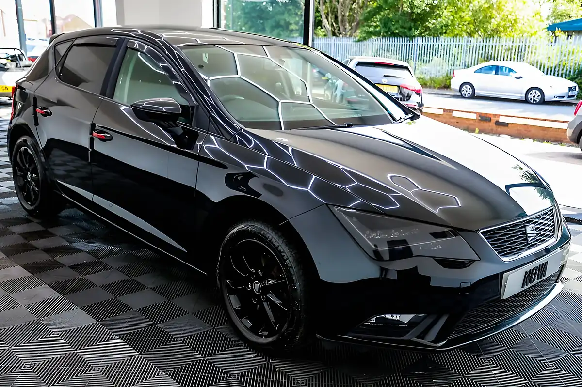 Used 2015 SEAT Leon Se Black - Interior and Exterior details 9