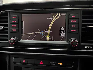 Used 2015 SEAT Leon Se Emocion Red - Interior and Exterior details 12