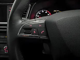 Used 2015 SEAT Leon Se Emocion Red - Interior and Exterior details 14