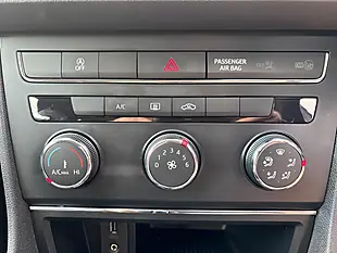Used 2015 SEAT Leon Se Grey - Interior and Exterior details 17