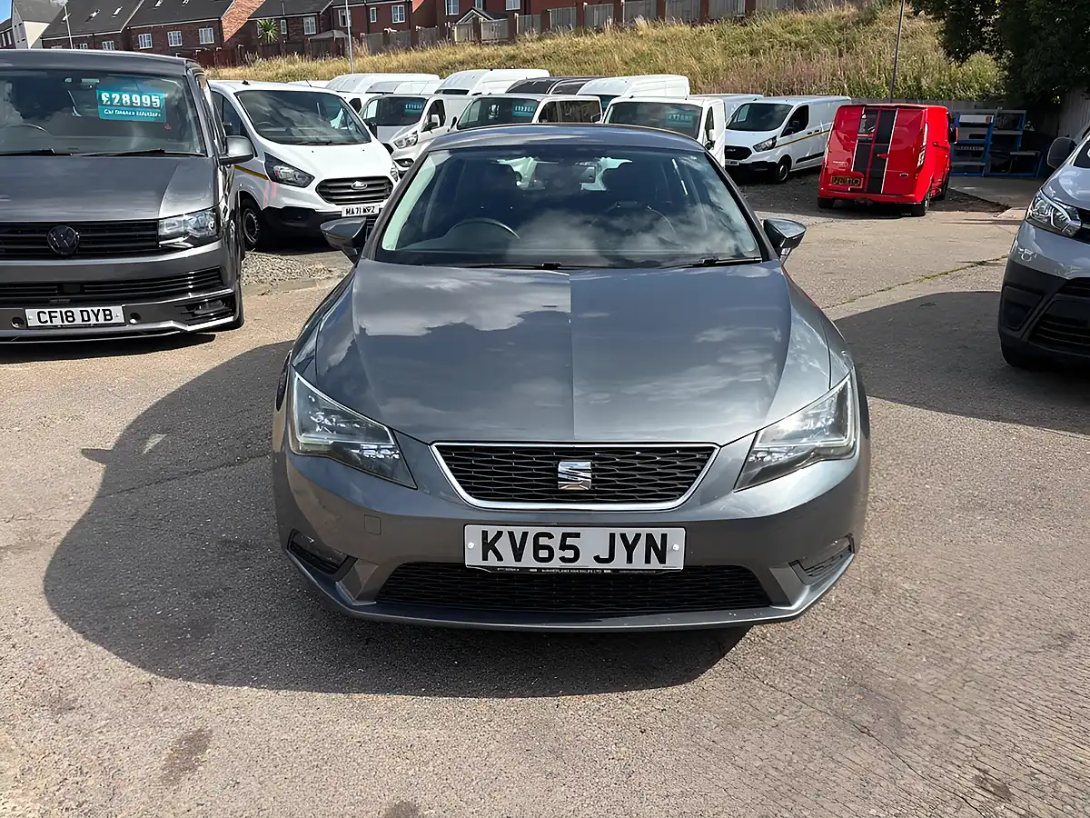 Used 2015 SEAT Leon Se Grey - Interior and Exterior details 2