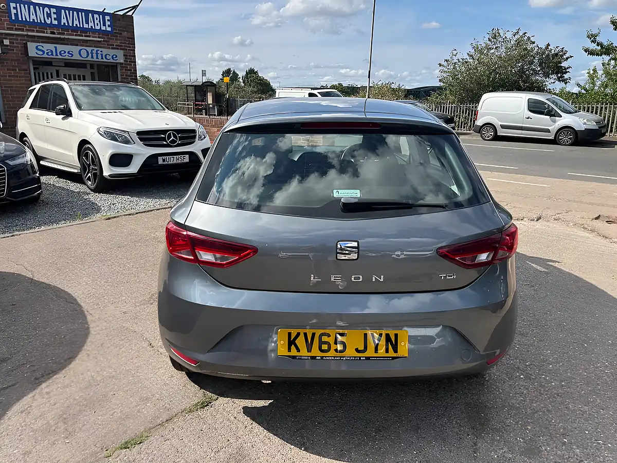 Used 2015 SEAT Leon Se Grey - Interior and Exterior details 8