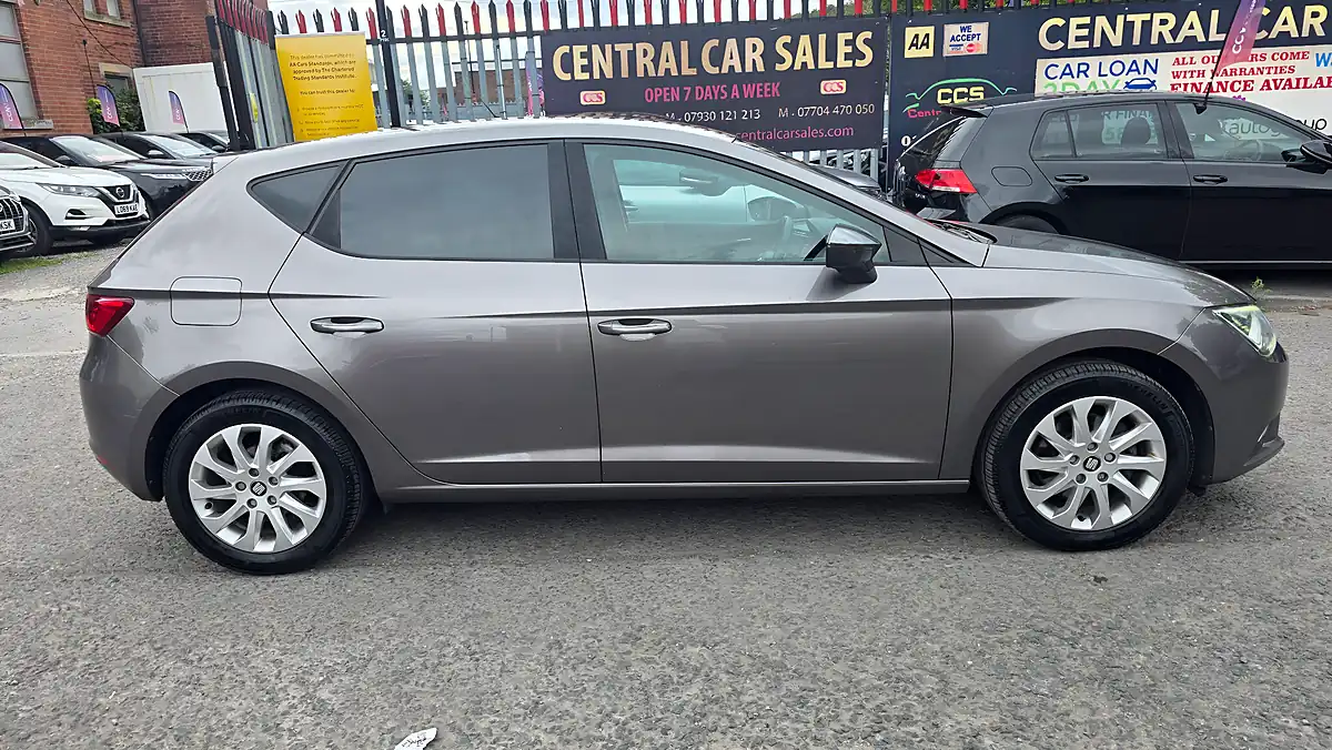Used 2015 SEAT Leon Se - Interior and Exterior details 6