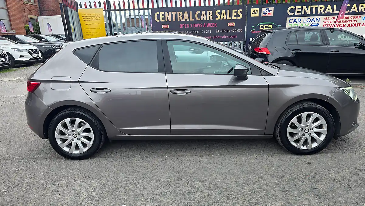 Used 2015 SEAT Leon Se - Interior and Exterior details 7