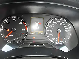 Used 2015 SEAT Leon Sport Tourer White - Interior and Exterior details 8