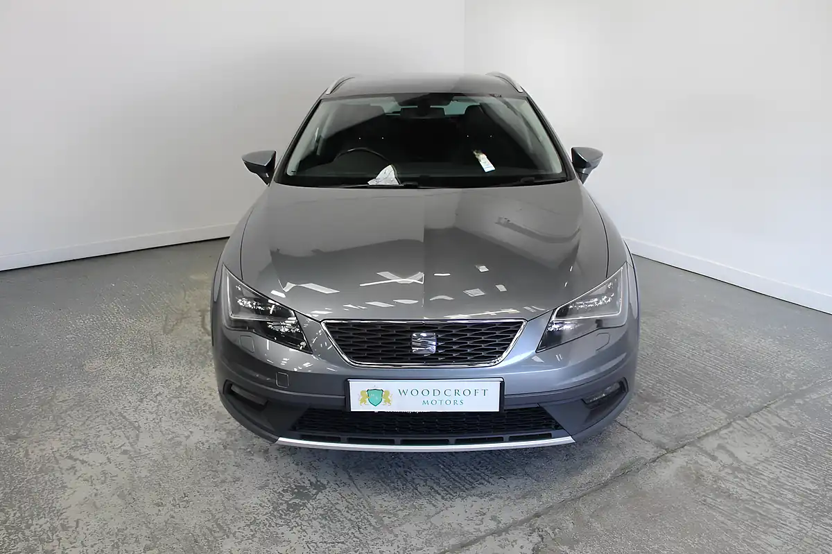 Used 2015 SEAT Leon X-Perience Se Technology Grey - Interior and Exterior details 9