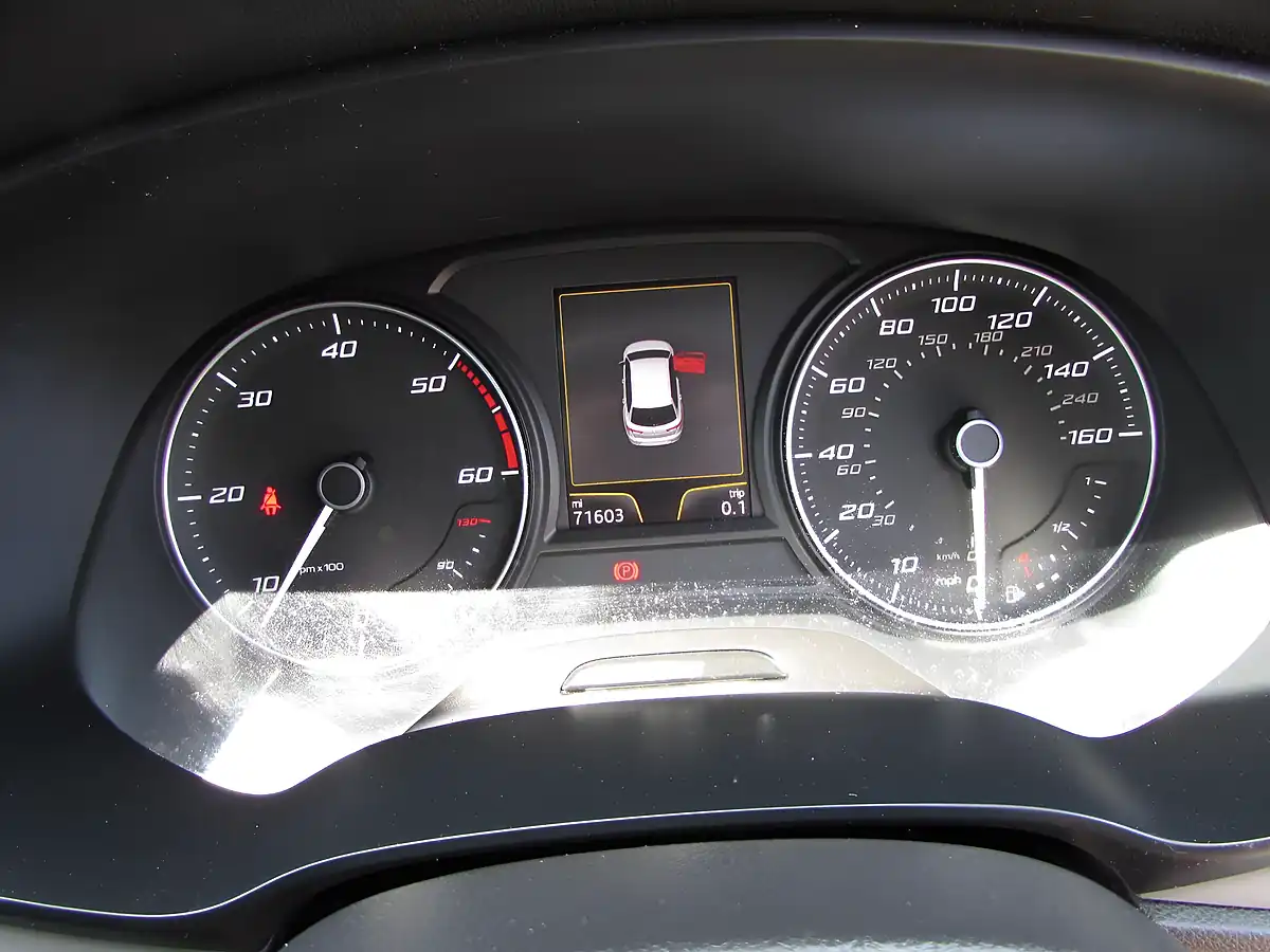 Used 2015 SEAT Leon X-Perience Se Technology Sport Tourer Grey - Interior and Exterior details 12