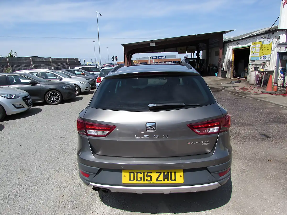 Used 2015 SEAT Leon X-Perience Se Technology Sport Tourer Grey - Interior and Exterior details 6