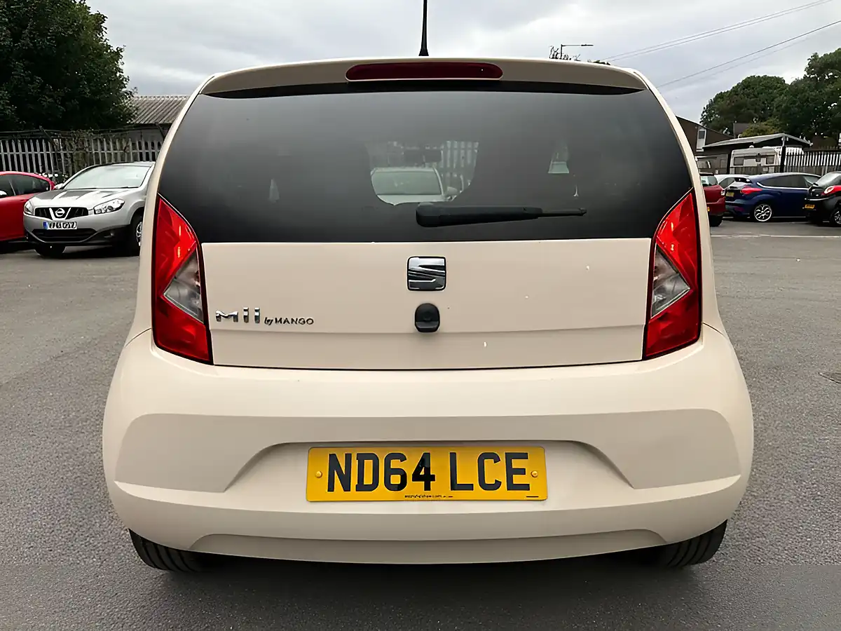 Used 2015 SEAT Mii By Mango Beige - Interior and Exterior details 10