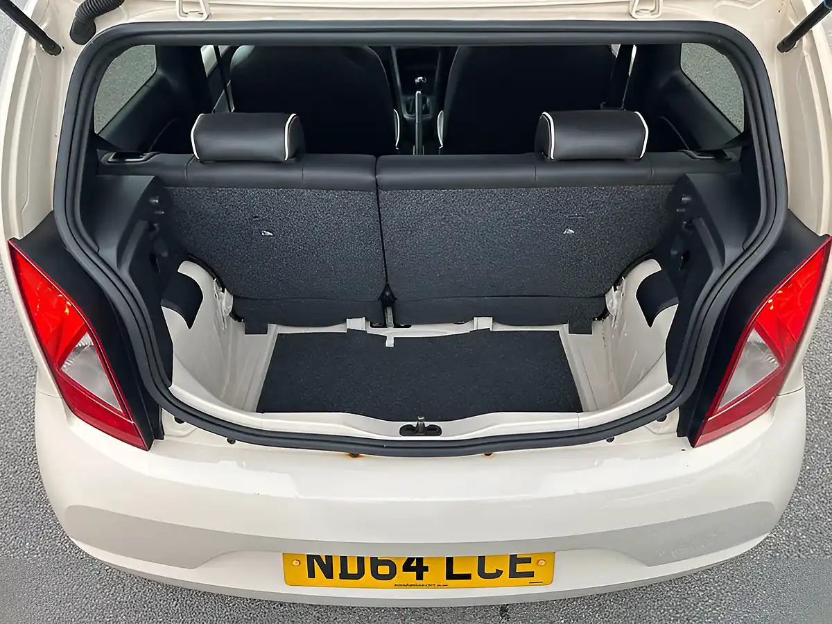 Used 2015 SEAT Mii By Mango Beige - Interior and Exterior details 11