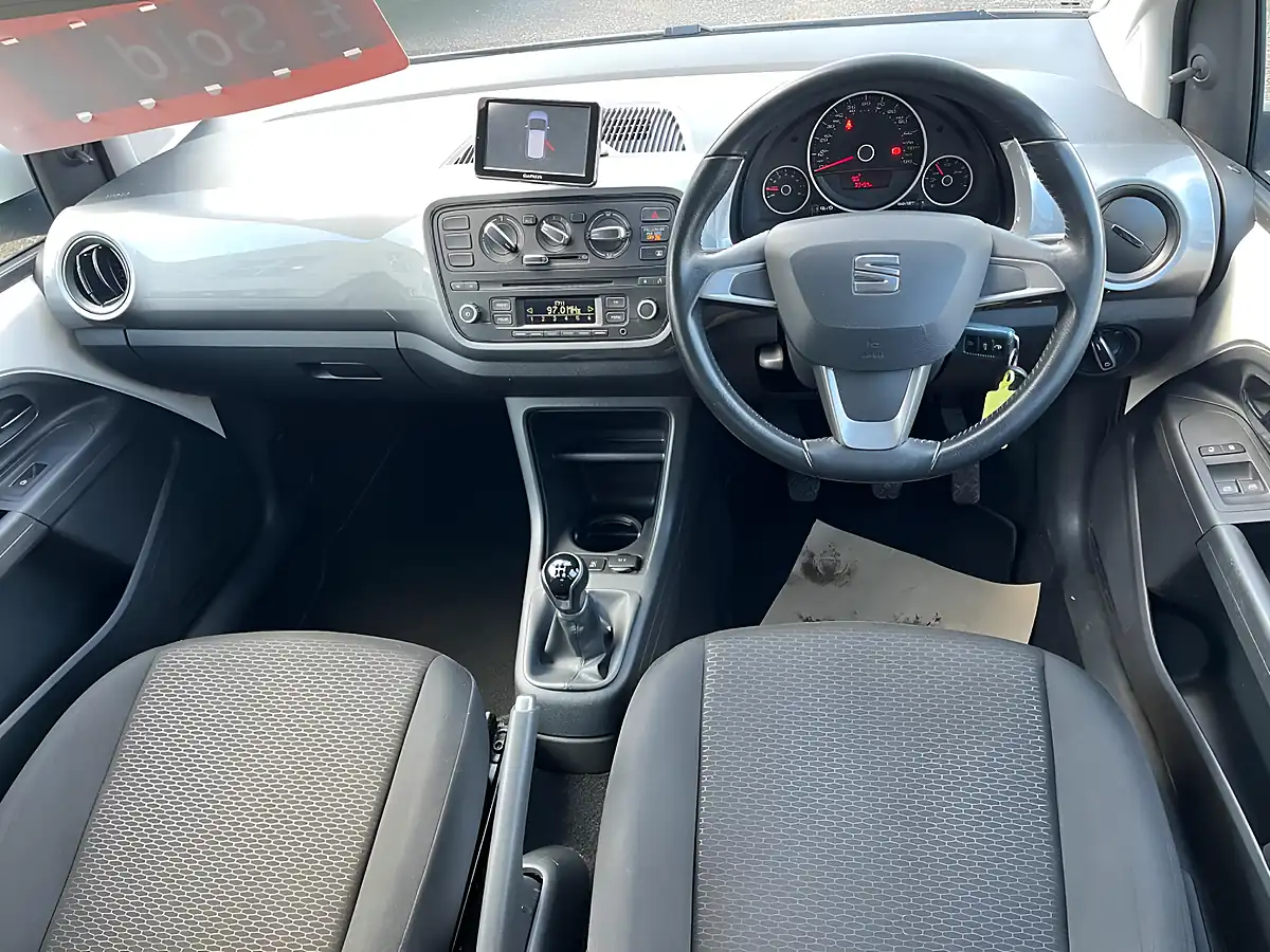 Used 2015 SEAT Mii I Tech White - Interior and Exterior details 12