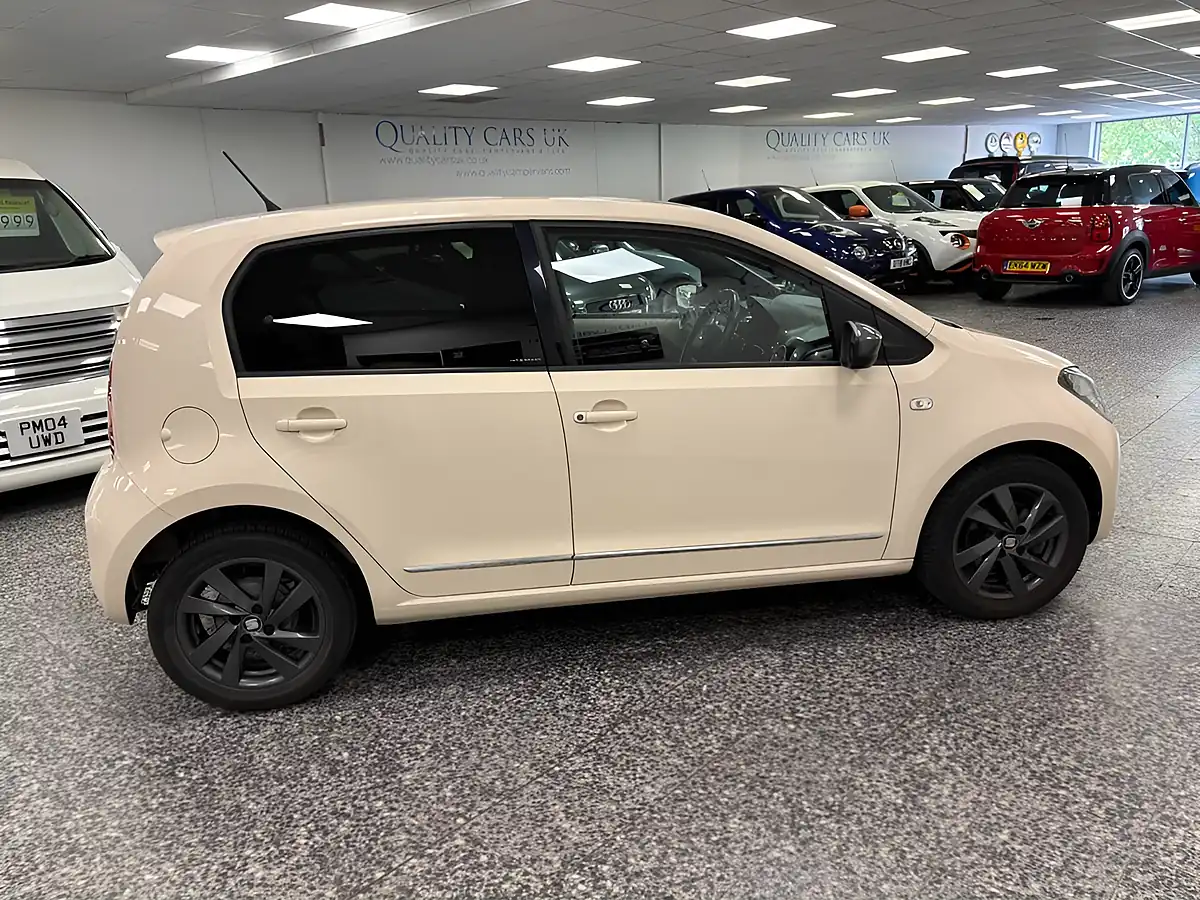 Used 2015 SEAT Mii Mango Beige - Interior and Exterior details 10