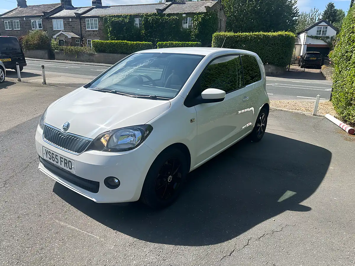 Used 2015 Skoda Citigo Se L White - Interior and Exterior details 3