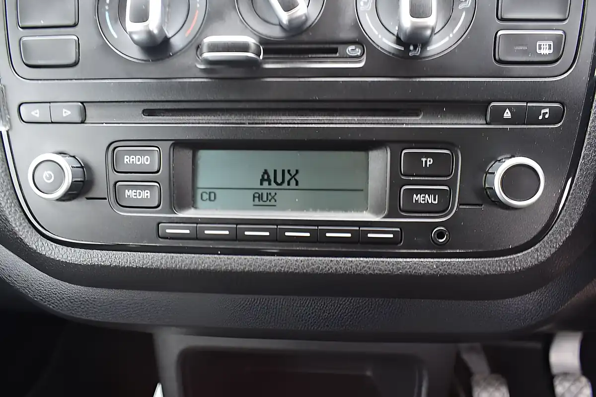 Used 2015 Skoda Citigo Se Red - Interior and Exterior details 20