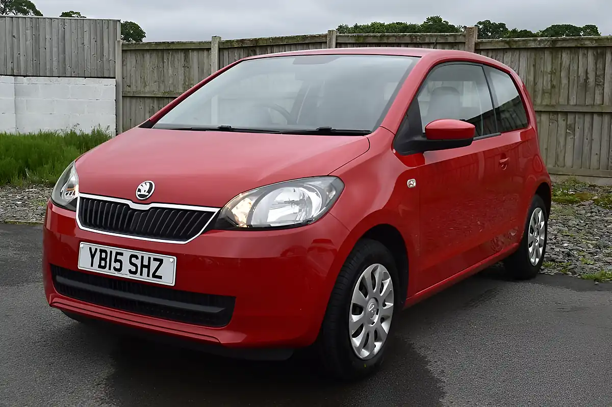 Used 2015 Skoda Citigo Se Red - Interior and Exterior details 3