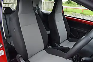 Used 2015 Skoda Citigo Se Red - Interior and Exterior details 8