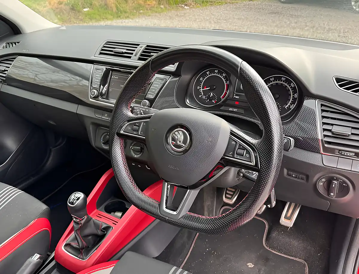 Used 2015 Skoda Fabia Monte Carlo Corrida Red - Interior and Exterior details 12