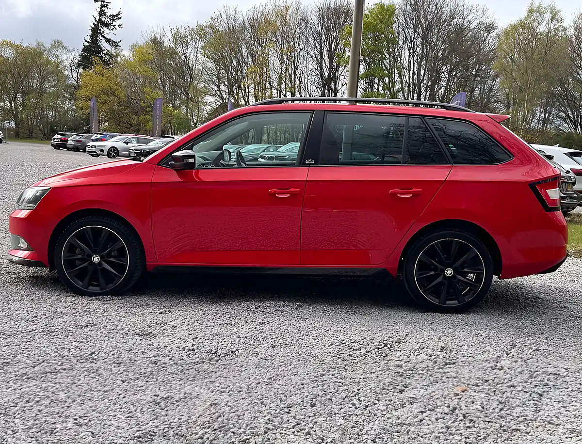 Used 2015 Skoda Fabia Monte Carlo Corrida Red - Interior and Exterior details 8