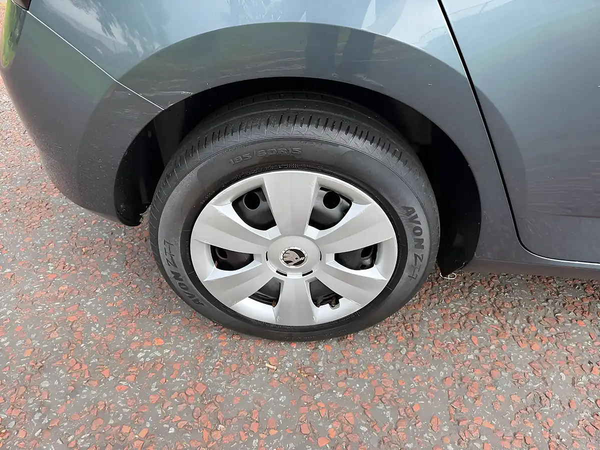 Used 2015 Skoda Fabia S Grey - Interior and Exterior details 14