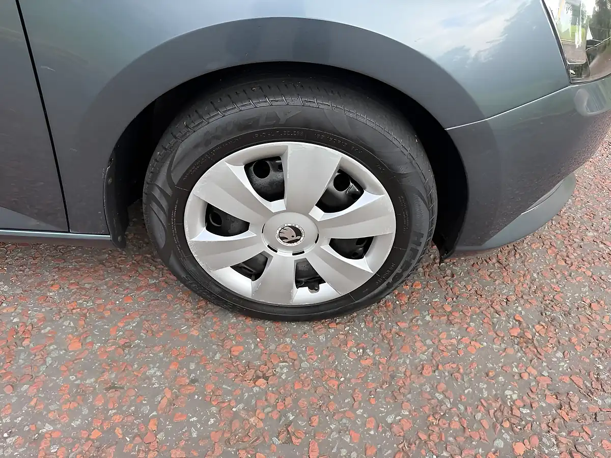 Used 2015 Skoda Fabia S Grey - Interior and Exterior details 16