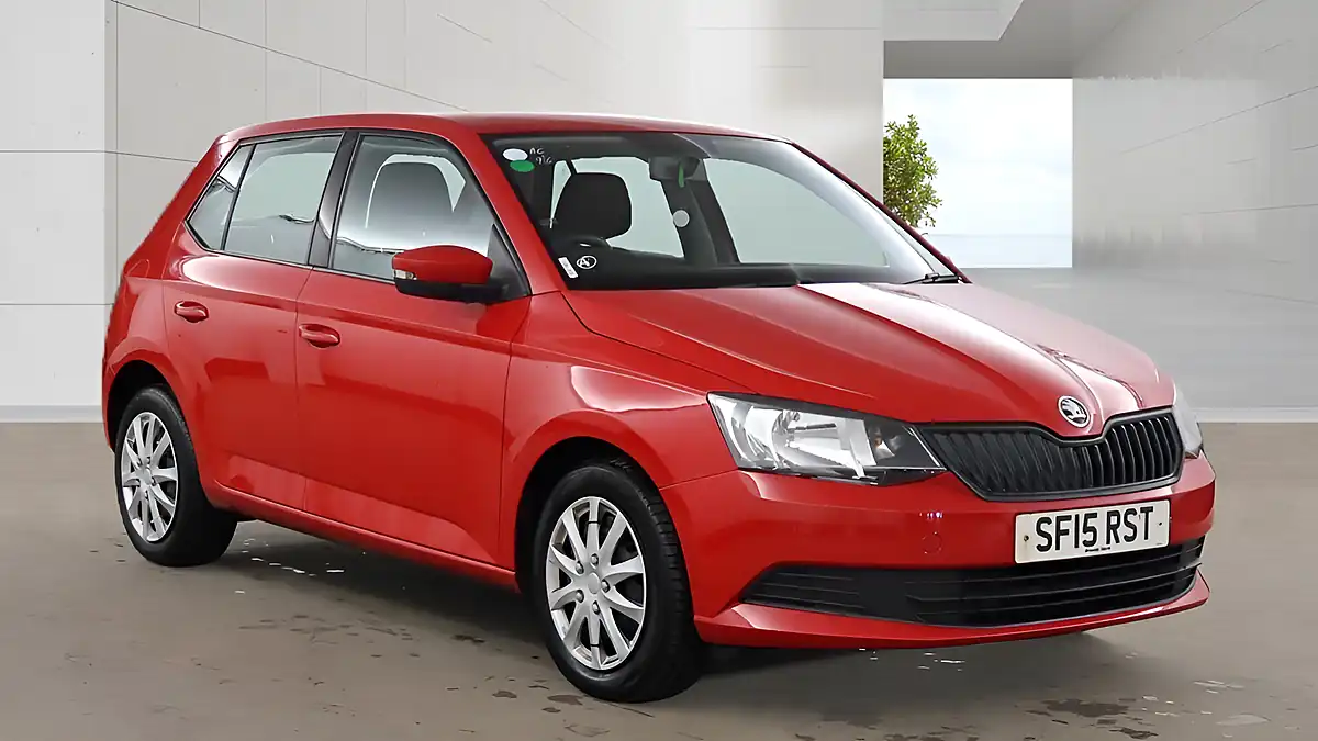 Used 2015 Skoda Fabia S Red - Front View