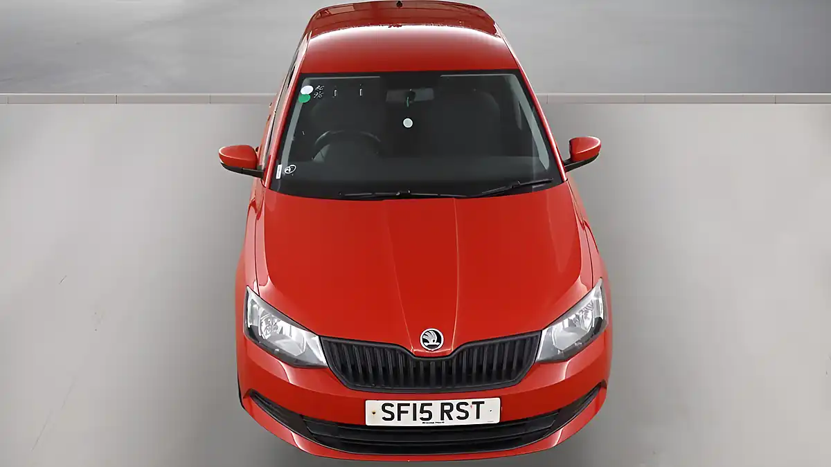 Used 2015 Skoda Fabia S Red - Interior and Exterior details 7