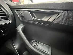 Used 2015 Skoda Fabia S Red - Interior and Exterior details 12