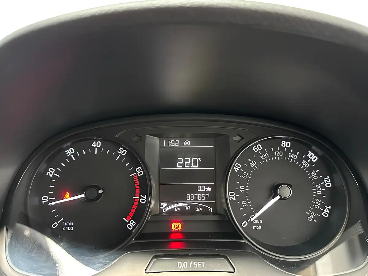 Used 2015 Skoda Fabia S Red - Interior and Exterior details 14