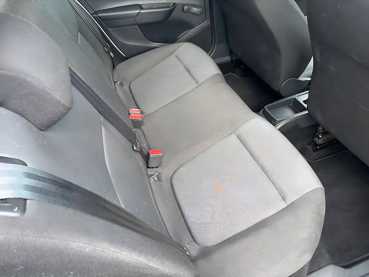 Used 2015 Skoda Fabia S White - Interior and Exterior details 9