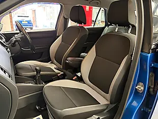 Used 2015 Skoda Fabia Se Blue - Interior and Exterior details 16
