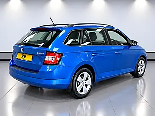 Used 2015 Skoda Fabia Se Blue - Interior and Exterior details 3