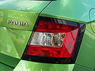 Used 2015 Skoda Fabia Se Green - Interior and Exterior details 10
