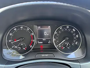 Used 2015 Skoda Fabia Se Green - Interior and Exterior details 16