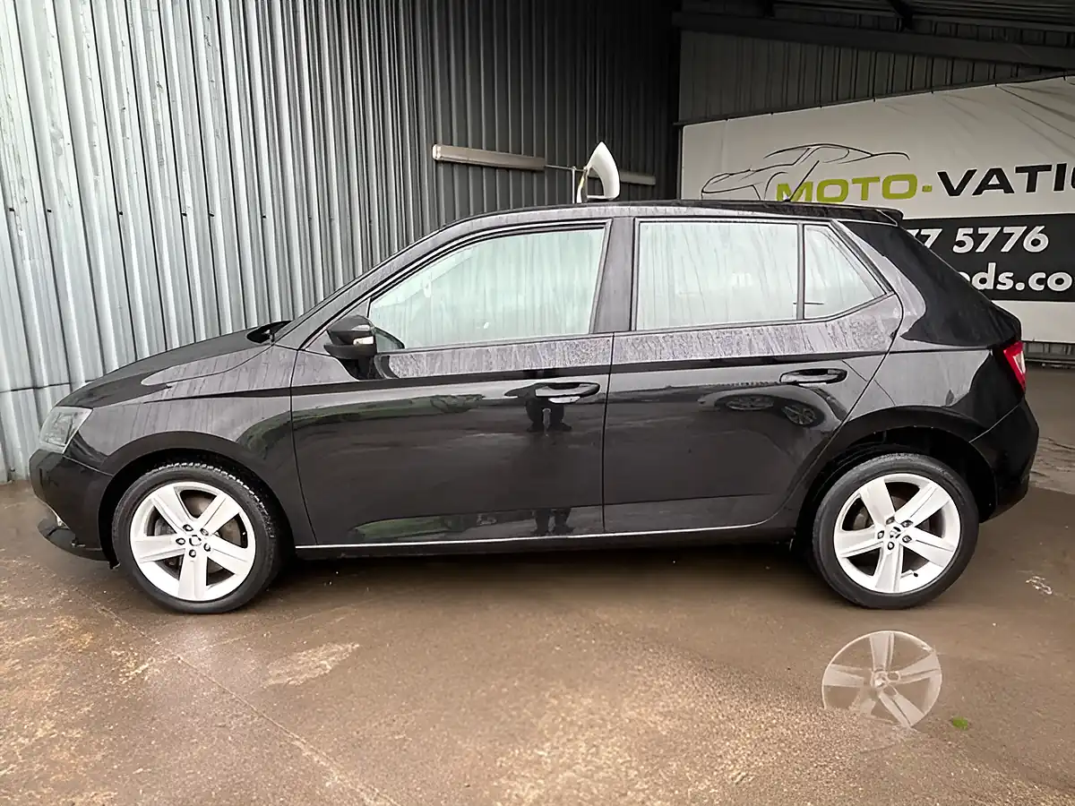 Used 2015 Skoda Fabia Se L Black - Interior and Exterior details 11
