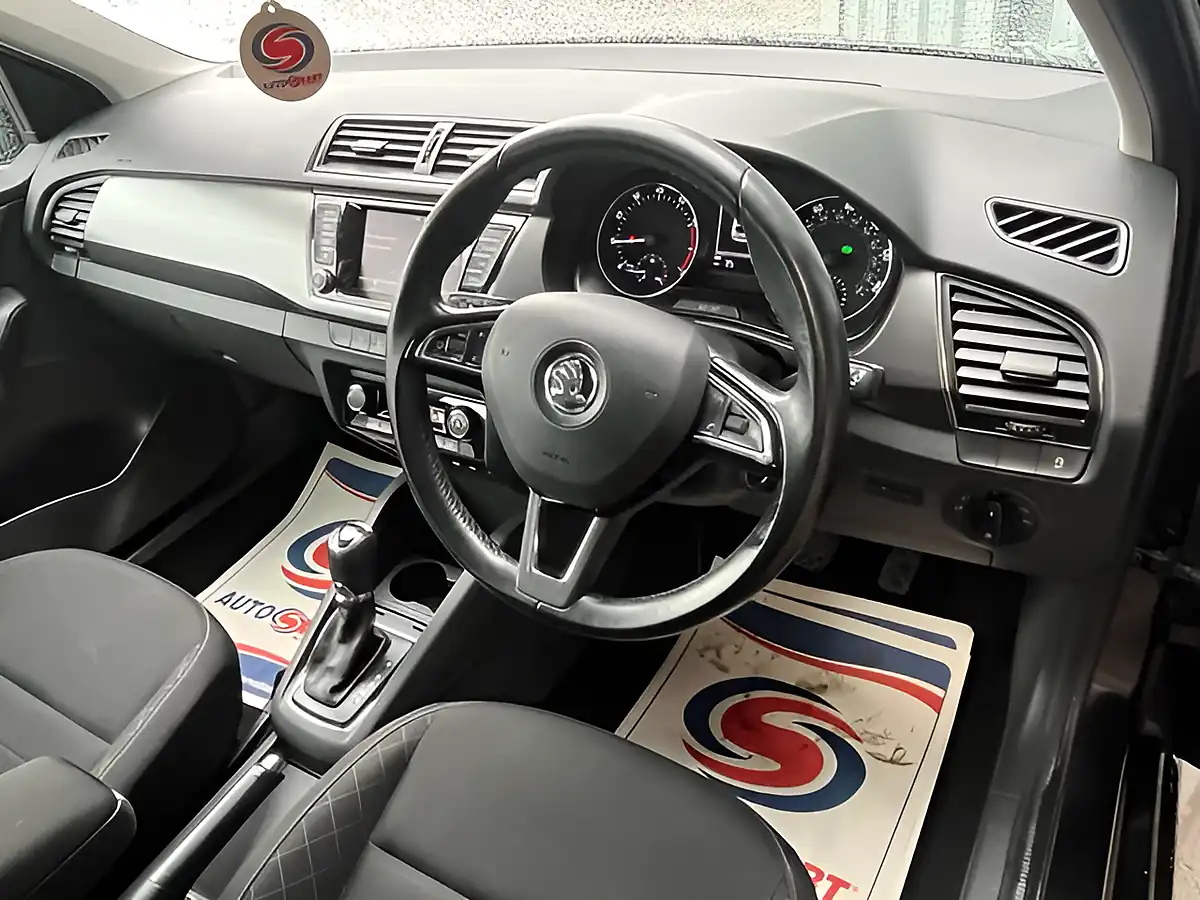 Used 2015 Skoda Fabia Se L Black - Interior and Exterior details 18