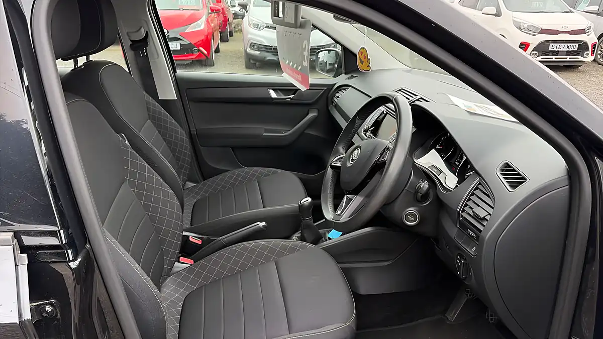 Used 2015 Skoda Fabia Se L Black - Interior and Exterior details 13