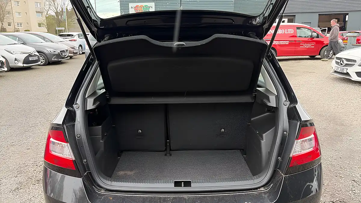 Used 2015 Skoda Fabia Se L Black - Interior and Exterior details 15